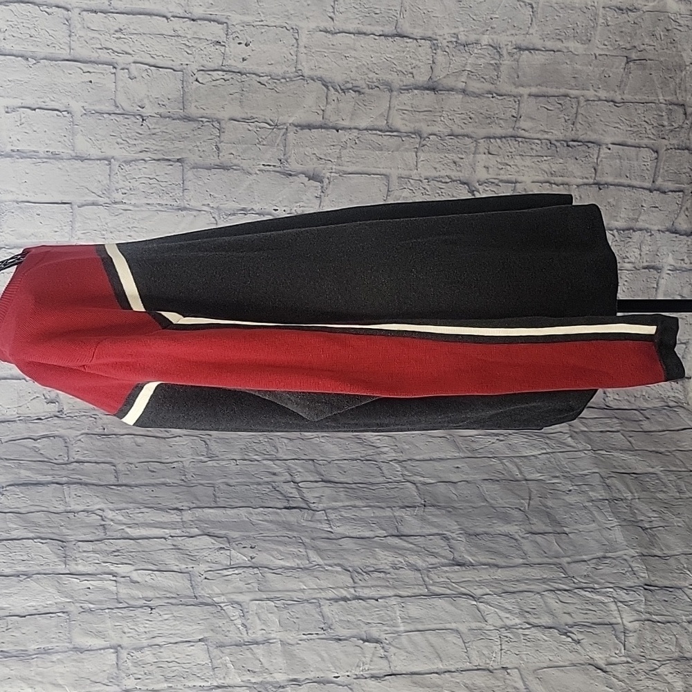 Eddie Bauer Men’s XL/TG Colorblock Crewneck Sweater Red Gray Black - Picture 5 of 8